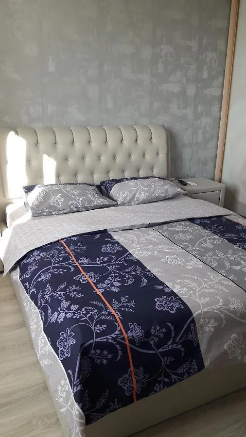 Апартаменты Возле Выставочного Центра Метро Левобережная Apartment Kyiv